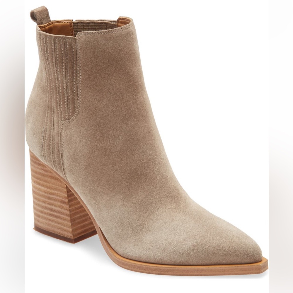 Marc Fisher Oshay Light Gray Suede boot Size 9.5